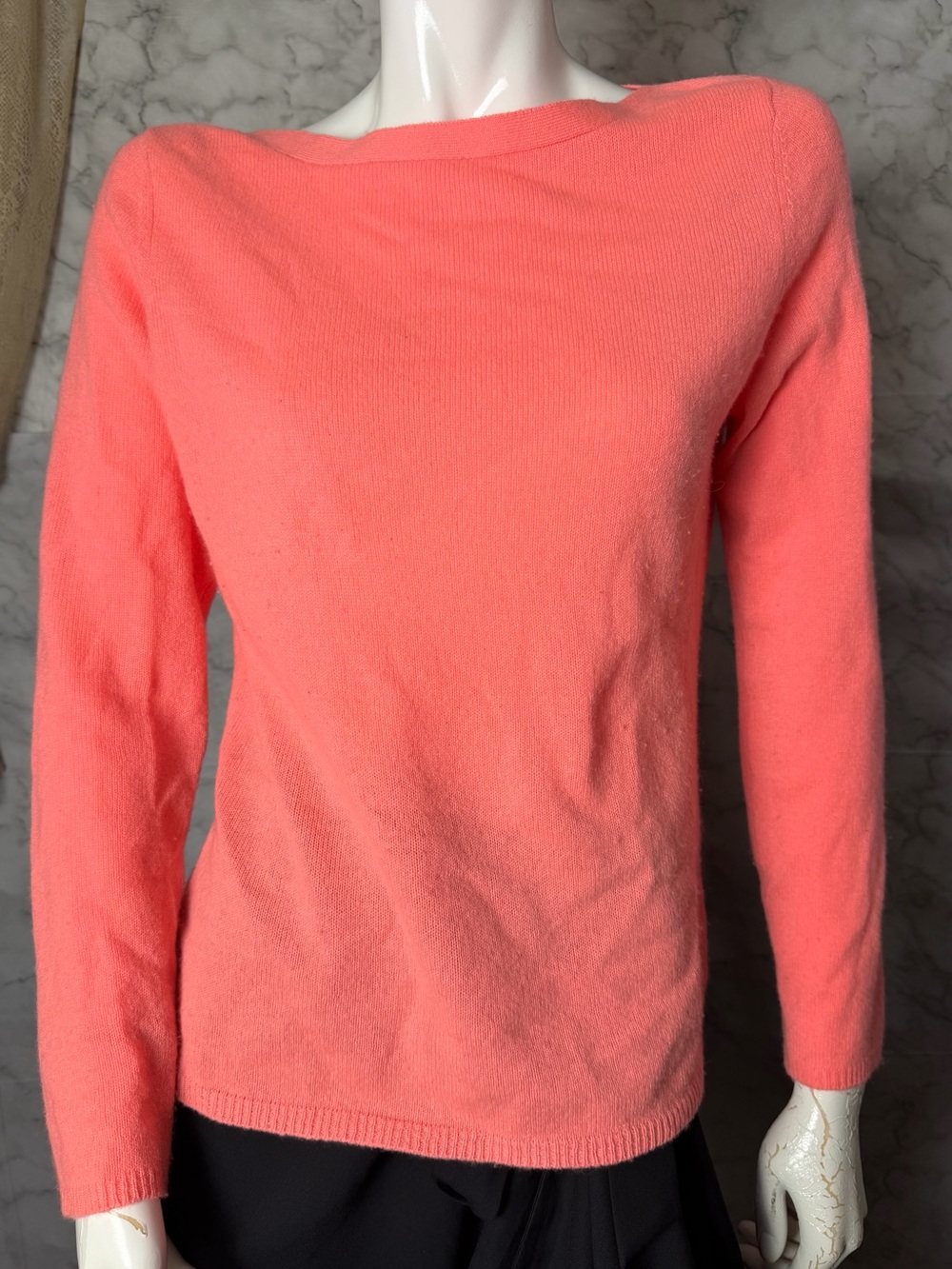 100% Cashmere Coral Pink Sweater Medium Preppy Minimalist Peck & Peck Luxe Feel